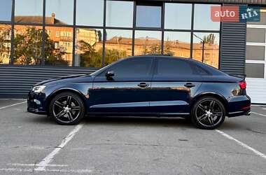 Седан Audi A3 2016 в 