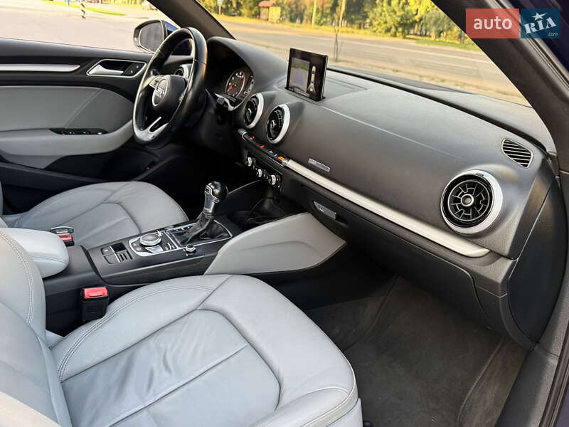 Седан Audi A3 2016 в Киеве фото 30 Седан Audi A3 2016 в Киеве