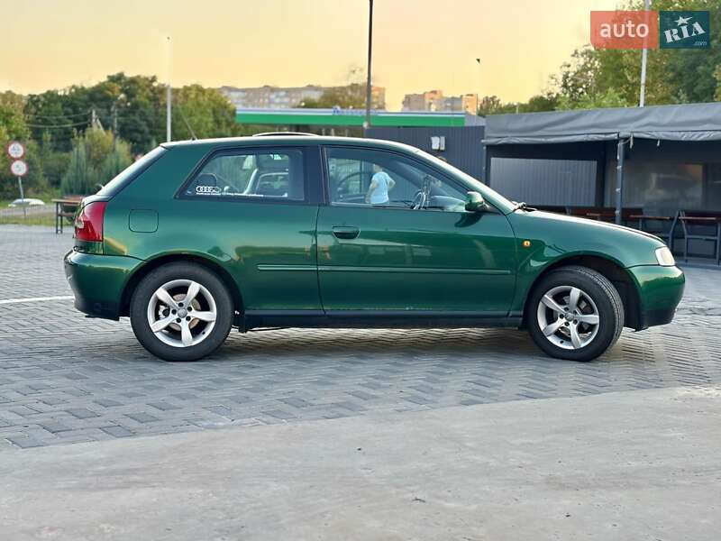 Хэтчбек Audi A3 2000 в Полтаве