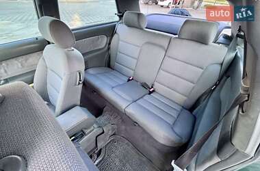 Хэтчбек Audi A3 2000 в 