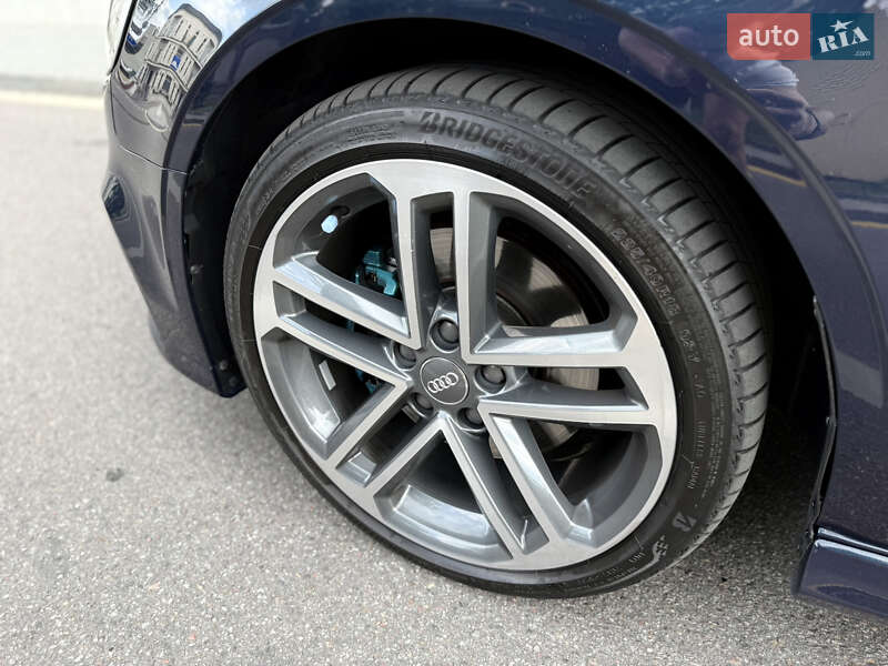 Седан Audi A3 2018 в Киеве фото 26 Седан Audi A3 2018 в Киеве