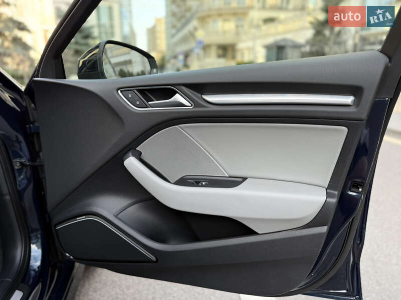 Седан Audi A3 2018 в Киеве фото 56 Седан Audi A3 2018 в Киеве