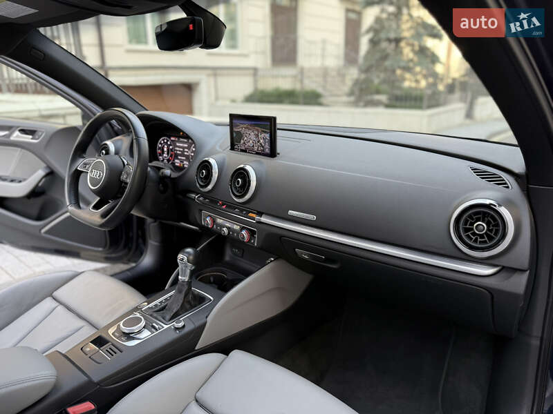 Седан Audi A3 2018 в Киеве фото 61 Седан Audi A3 2018 в Киеве