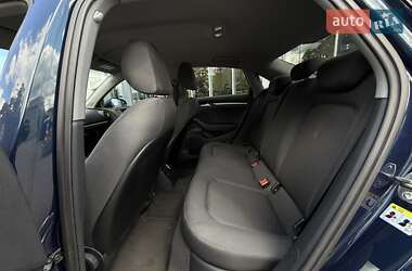 Седан Audi A3 2019 в 