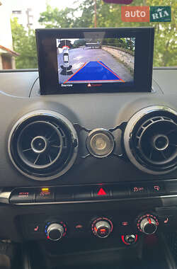Хетчбек Audi A3 2016 в 