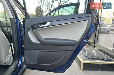 Хэтчбек Audi A3 2012 в 