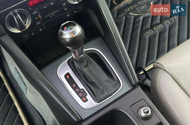 Хэтчбек Audi A3 2012 в 