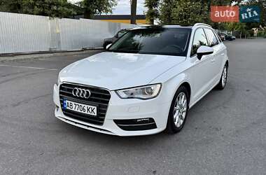 Хэтчбек Audi A3 2016 в 
