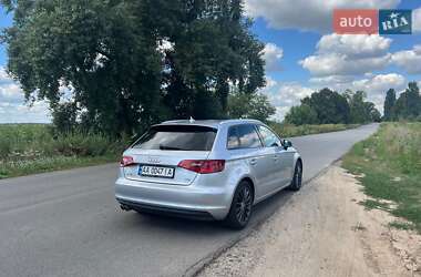 Хэтчбек Audi A3 2015 в 