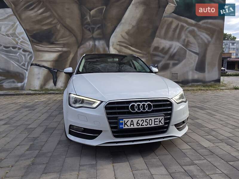 Хэтчбек Audi A3 2016 в Ахтырке