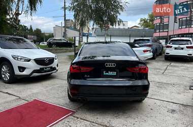 Седан Audi A3 2015 в 