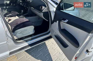 Хэтчбек Audi A3 2004 в 