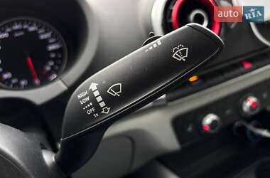 Седан Audi A3 2015 в 