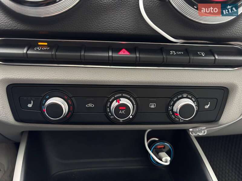Седан Audi A3 2015 в Киеве