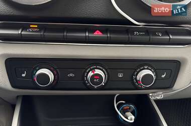 Седан Audi A3 2015 в 