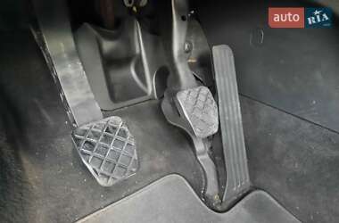 Хэтчбек Audi A3 2006 в 