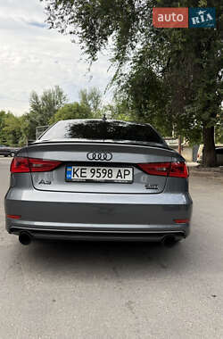 Седан Audi A3 2016 в 