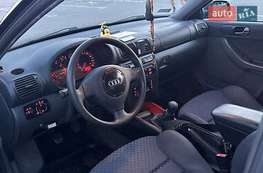 Хэтчбек Audi A3 1997 в 