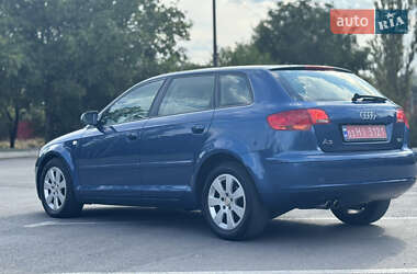 Хэтчбек Audi A3 2008 в 