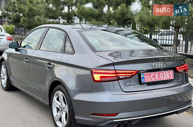 Седан Audi A3 2018 в 