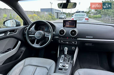 Седан Audi A3 2018 в 