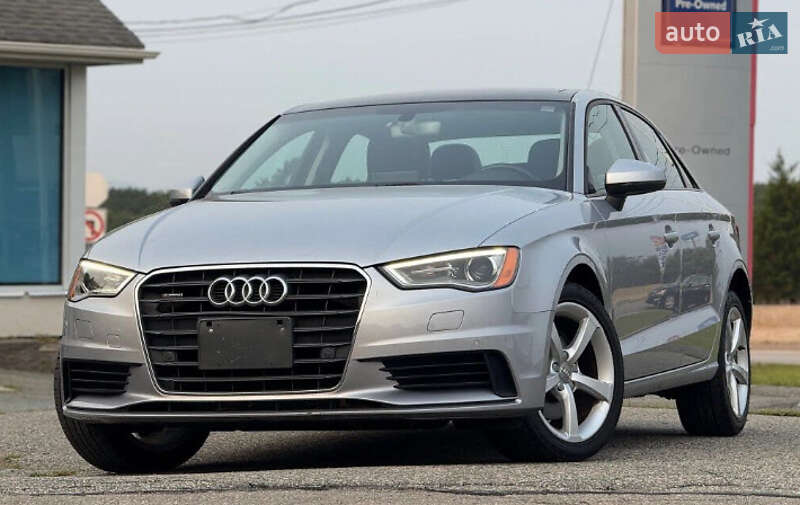 Седан Audi A3 2016 в 
