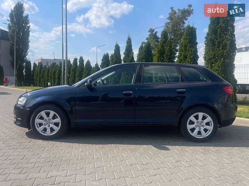 Хэтчбек Audi A3 2010 в Киеве