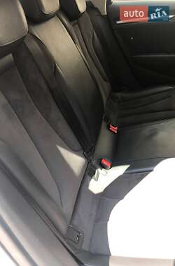 Хэтчбек Audi A3 2016 в 