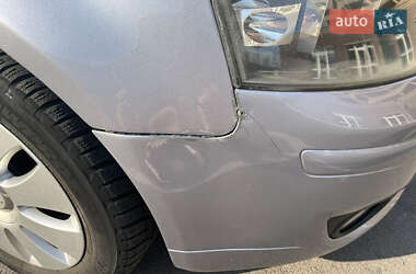 Хэтчбек Audi A3 2004 в 