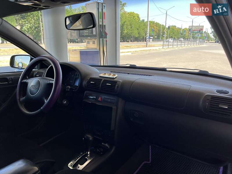 Хэтчбек Audi A3 2003 в Николаеве