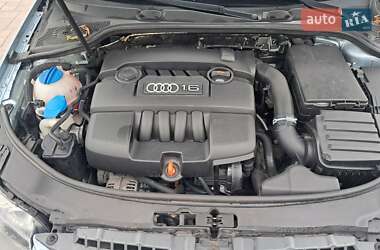 Хэтчбек Audi A3 2006 в 