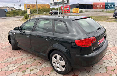 Хэтчбек Audi A3 2005 в 
