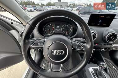 Седан Audi A3 2015 в 