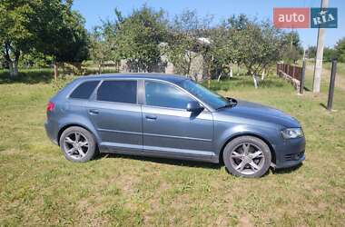 Хэтчбек Audi A3 2009 в 