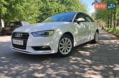 Седан Audi A3 2015 в 