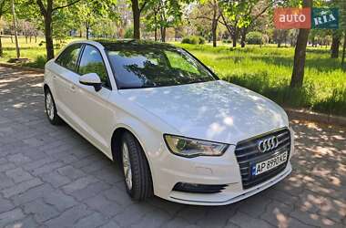 Седан Audi A3 2015 в 