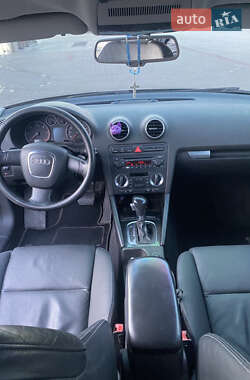 Хэтчбек Audi A3 2005 в 