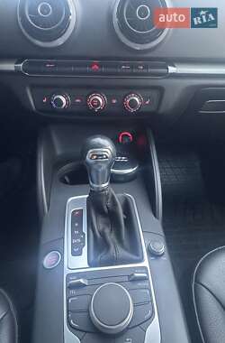 Седан Audi A3 2016 в 