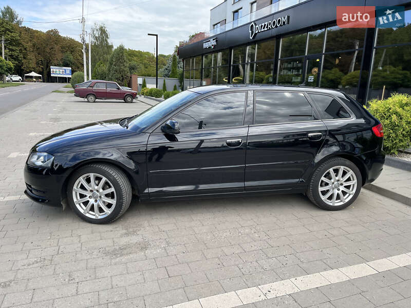 Хетчбек Audi A3 2012 в Ужгороді
