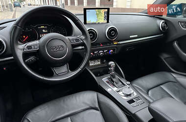 Седан Audi A3 2015 в 