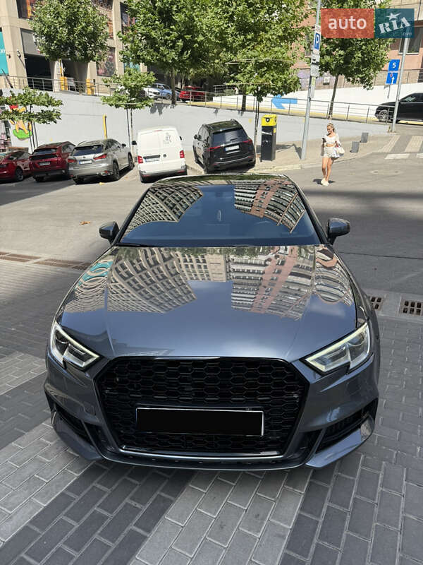 Седан Audi A3 2017 в Днепре