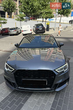 Седан Audi A3 2017 в 