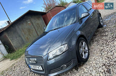 Хэтчбек Audi A3 2009 в 