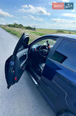 Хэтчбек Audi A3 2006 в 