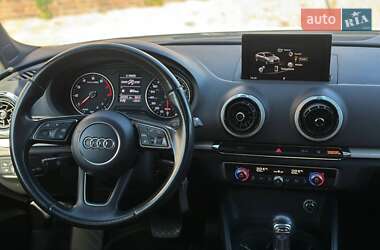 Седан Audi A3 2017 в 