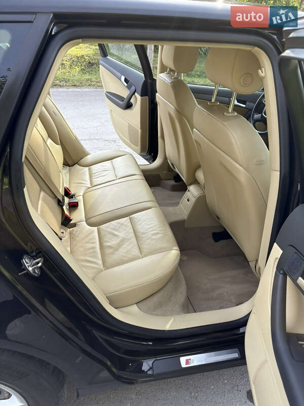 Хэтчбек Audi A3 2012 в Лановцах