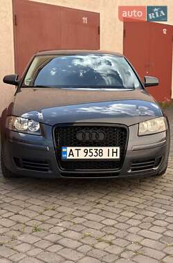 Хэтчбек Audi A3 2006 в 