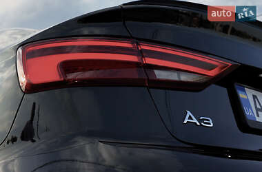 Седан Audi A3 2016 в 