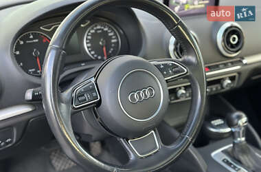Хэтчбек Audi A3 2015 в 