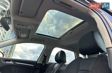Хэтчбек Audi A3 2015 в 